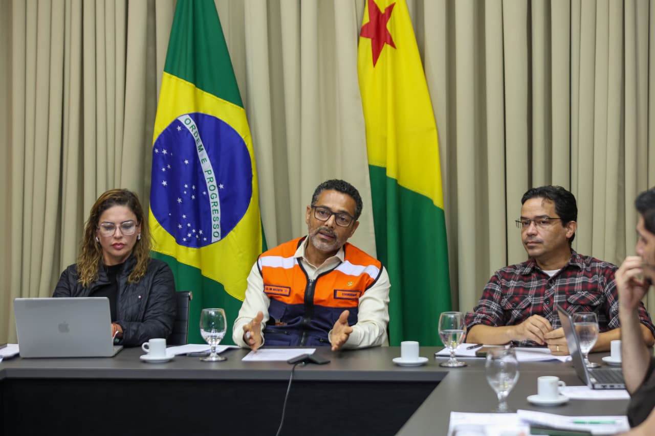 Estado antecipa ações e mobiliza gabinete de crise para mitigar impactos de seca extrema em 2026